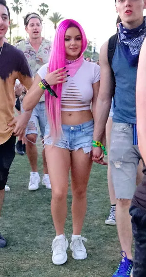 Coachella OnlyFans Leaked Free Thumbnail Picture - #X4BLI5R4Vx