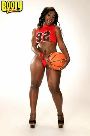 Coco Isis OnlyFans Leaked Free Thumbnail Picture - #9RdFRm41M5