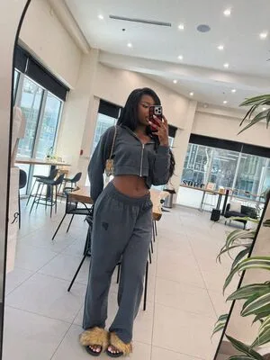 Coco Jones OnlyFans Leaked Free Thumbnail Picture - #0TuhQ5xPyn