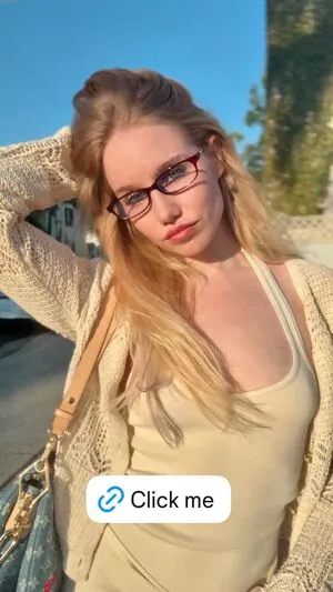 Colette Cherry OnlyFans Leaked Free Thumbnail Picture - #gQWSqAgeSD