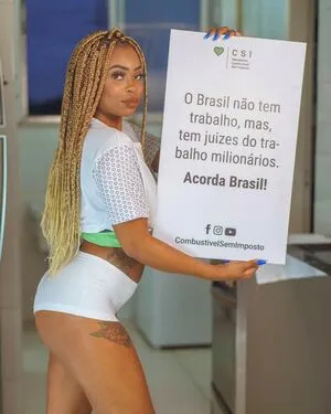 Combustivel Sem Imposto OnlyFans Leaked Free Thumbnail Picture - #FZrXER8e2b