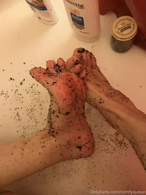 Comfyqueen OnlyFans Leaked Free Thumbnail Picture - #URKIDxx6mQ