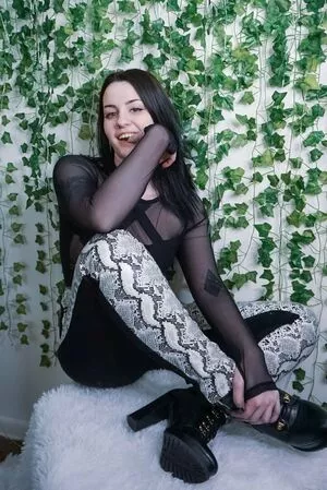 Concealedbones OnlyFans Leaked Free Thumbnail Picture - #GIUnMrBz08