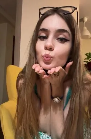 Condessa Anasta Thumbnail Picture