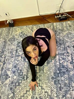 Coraeverly OnlyFans Leaked Free Thumbnail Picture - #3lK4RHVDs1