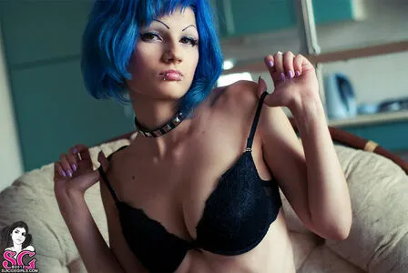 Coraline Thumbnail Picture