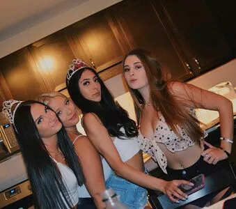 Corrina M OnlyFans Leaked Free Thumbnail Picture - #YmcYU4FuMC