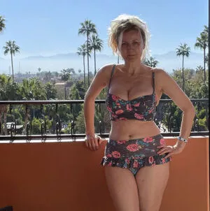 Corrine Wicks Profile Thumbnail
