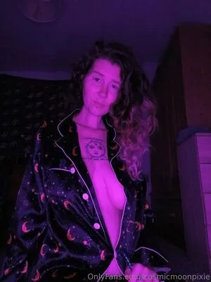 Cosmicmoonpixie OnlyFans Leaked Free Thumbnail Picture - #8U5U5VysYB
