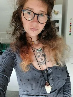 Cosmicmoonpixie OnlyFans Leaked Free Thumbnail Picture - #bMRFmqvjee