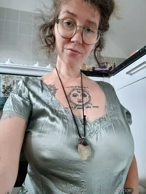 Cosmicmoonpixie OnlyFans Leaked Free Thumbnail Picture - #y7R9j5M59U
