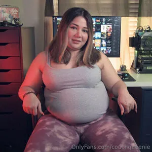 Couchqueenie OnlyFans Leaked Free Thumbnail Picture - #coUhNaQ2fF