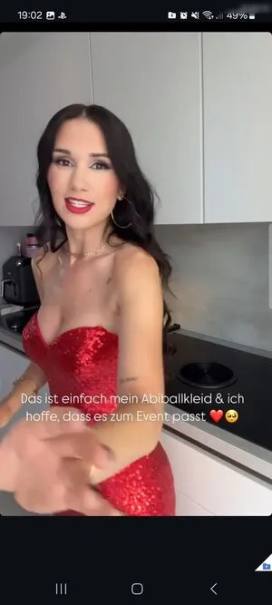 Coupleontour OnlyFans Leaked Free Thumbnail Picture - #CgAHoLf4fb