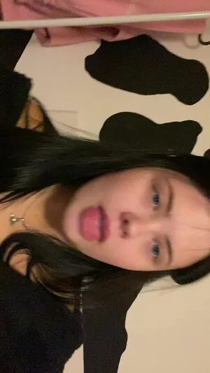 Courtney Williamson Thumbnail Picture