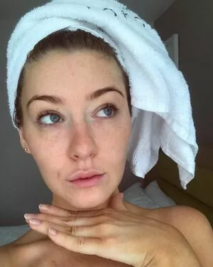 Creative Calm ASMR OnlyFans Leaked Free Thumbnail Picture - #4uru59pVOF
