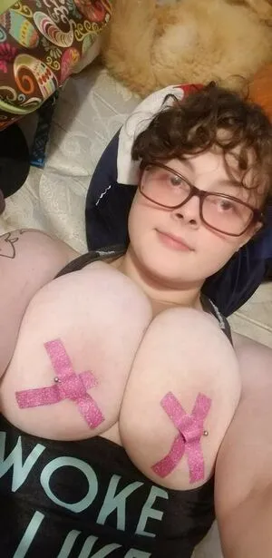 Crimsonbunnyplays Thumbnail Picture