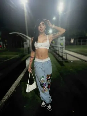 Cristy Munoz01 Thumbnail Picture