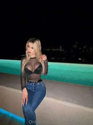 Crisvqueenvip OnlyFans Leaked Free Thumbnail Picture - #L4ROMrI4r6