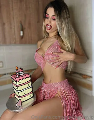 Crisvqueenvip OnlyFans Leaked Free Thumbnail Picture - #M3Ll0QSfrd