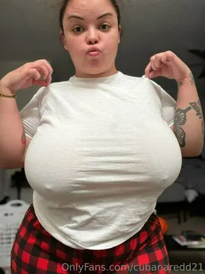 Cubanaredd21 Thumbnail Picture