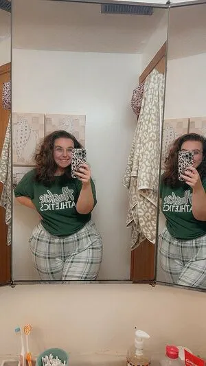 Curlyfrycrissy OnlyFans Leaked Free Thumbnail Picture - #O3583o7GMe