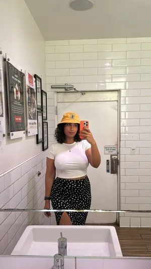 Curlywurdy OnlyFans Leaked Free Thumbnail Picture - #SpUB7jymm4