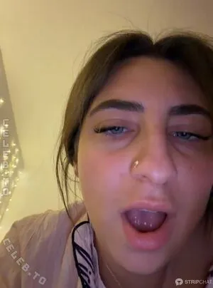 Cutejuliaa OnlyFans Leaked Free Thumbnail Picture - #7iLstIR51A