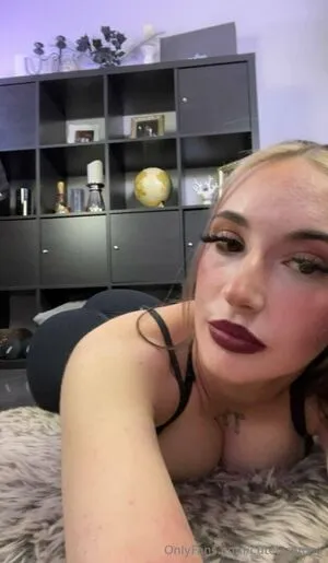 Cutelararose OnlyFans Leaked Free Thumbnail Picture - #VBee5EkzTQ