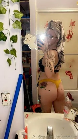 Cutespookykitten Thumbnail Picture
