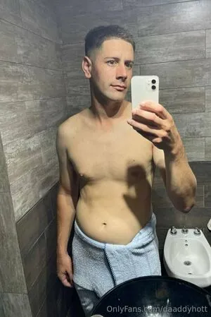 Daaddyhott OnlyFans Leaked Free Thumbnail Picture - #3GxlSyhmyL