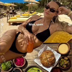Dagi Bee OnlyFans Leaked Free Thumbnail Picture - #aoLyPUTGP4