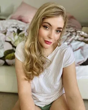 Daisy Hall OnlyFans Leaked Free Thumbnail Picture - #AlyFmbzAD2