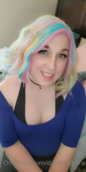 Daisydamara Thumbnail Picture