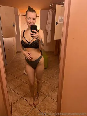 Daisyvanheyden OnlyFans Leaked Free Thumbnail Picture - #3h4JlbUWW5