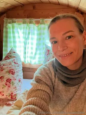 Daisyvanheyden OnlyFans Leaked Free Thumbnail Picture - #BEDeT8Zktz