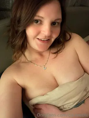 Daizeeblu Thumbnail Picture