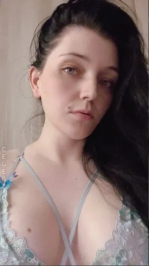 Dakadea Thumbnail Picture