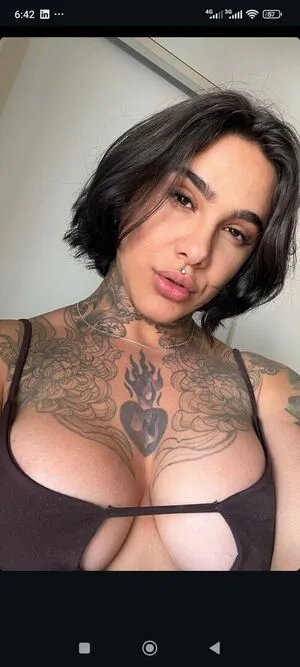 Dana Gomes Thumbnail Picture