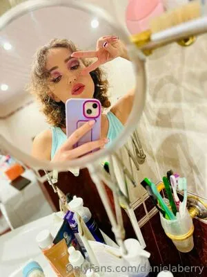 Danaberry Thumbnail Picture