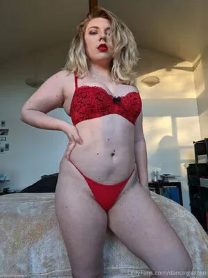 Dancingkitten OnlyFans Leaked Free Thumbnail Picture - #REFizwAe32