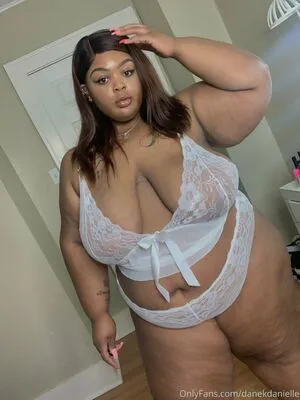 Danekdanielle OnlyFans Leaked Free Thumbnail Picture - #BKKScrfegd
