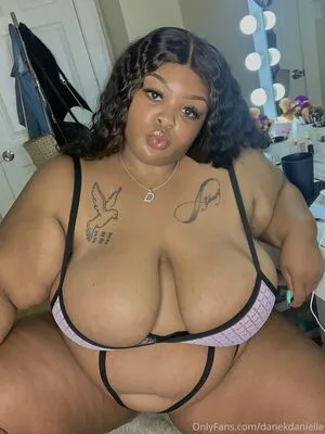 Danekdanielle OnlyFans Leaked Free Thumbnail Picture - #DOYeyUICMD