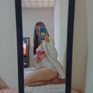 Dani Arce Thumbnail Picture
