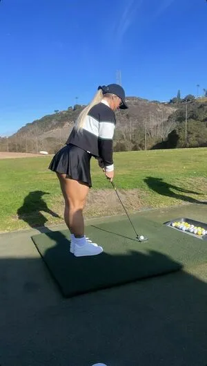 Dani Speegle Thumbnail Picture