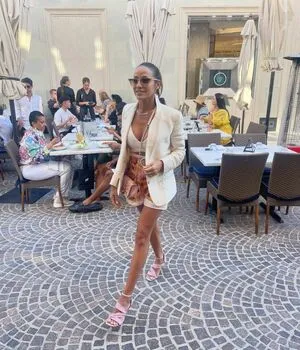 Dania Ramirez Thumbnail Picture