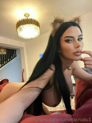 Daniela Crudu Thumbnail Picture