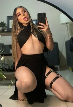 Daniela Emmanuel Thumbnail Picture