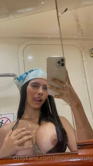 Danielaantury Thumbnail Picture