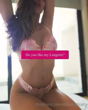 Danielabratty OnlyFans Leaked Free Thumbnail Picture - #je8EQeIt3k