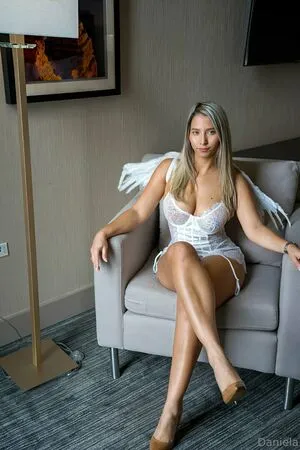 Danielaoficial18 Thumbnail Picture
